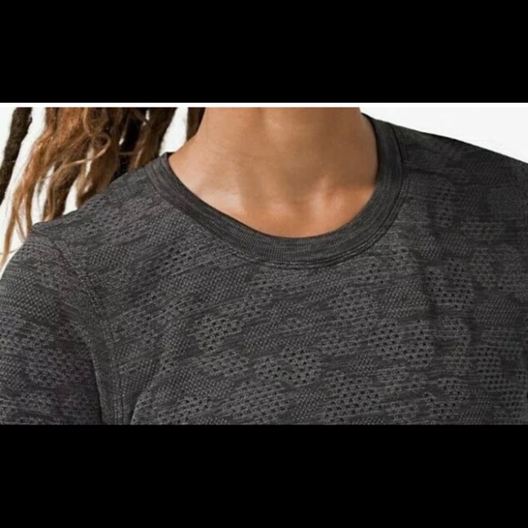 Lululemon Breeze By Long Sleeve Polar Spots Lunar Rock/Graphite Grey Size 8 - Picture 5 of 5